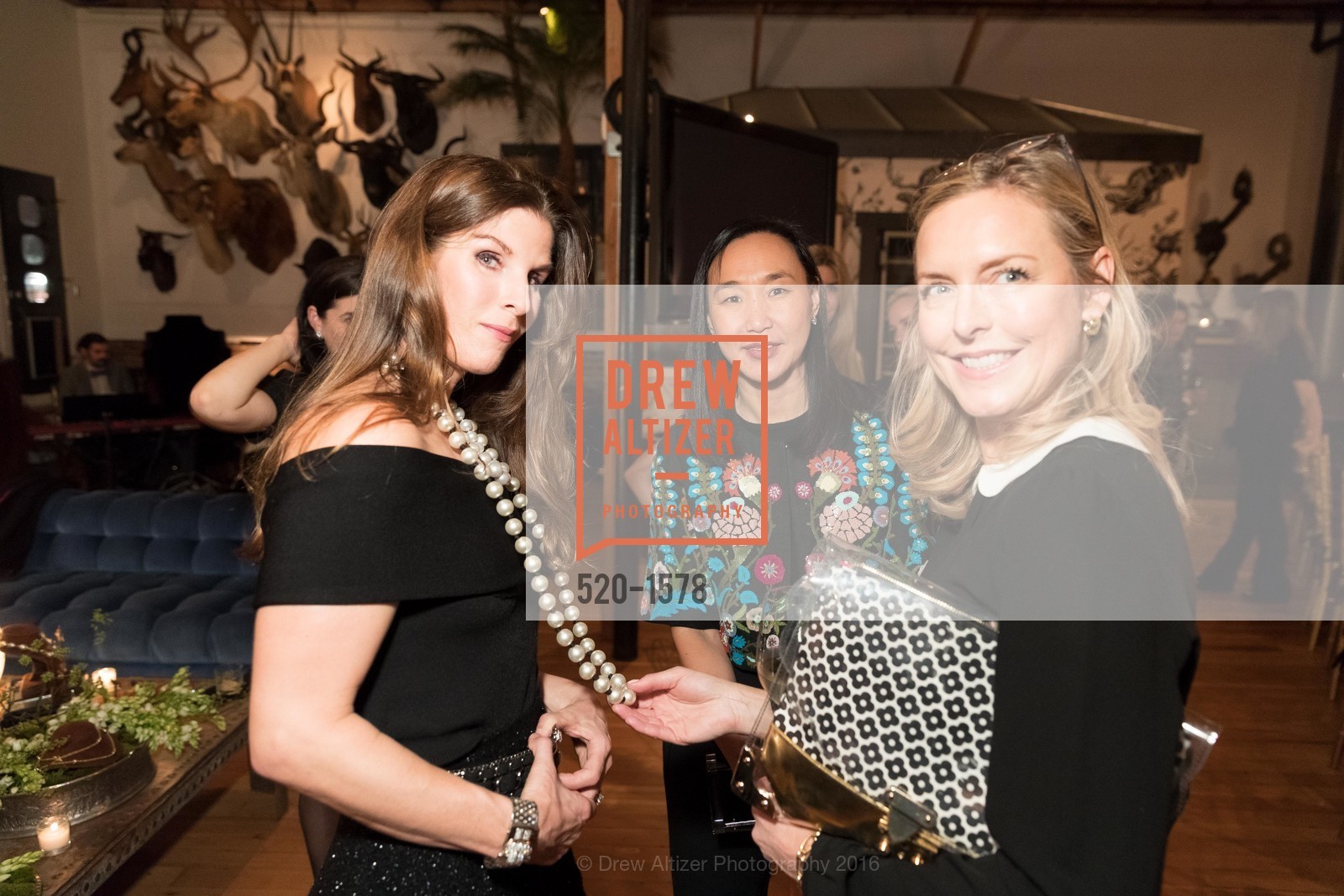Leslie Podell, Carolyn Chang, Kate Chung, Hillary Thomas and Ken Fulk host a Private Dinner for Andrew Gn and Mish Tworkowski, Ken Fulk's Magic Factory. 310 7th Street, November 9th, 2016, Photo #520-1578 Leslie Podell, Carolyn Chang, Kate Chung, Photo #520-1578