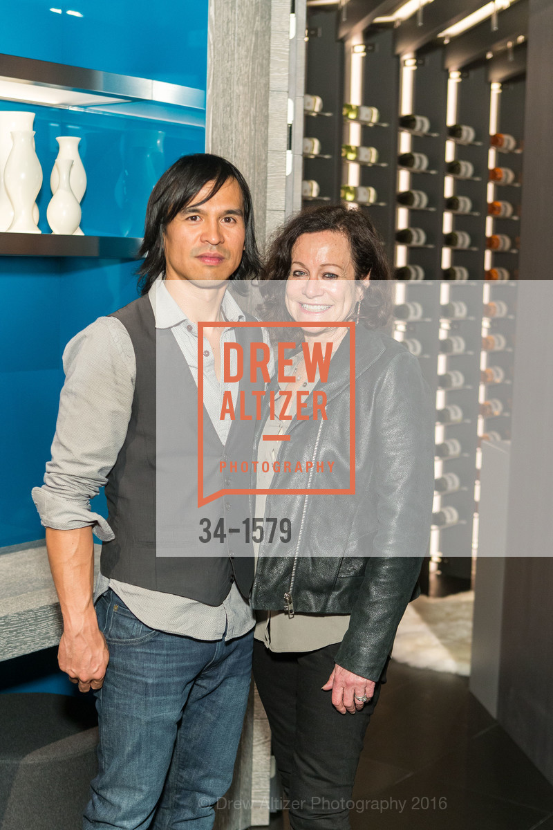 Jasper Bote, Ava Swartz, SFC&G at Studio Becker, Studio Becker. 2525 Van Ness St, November 10th, 2016, Photo #34-1579 Jasper Bote, Ava Swartz, Photo #34-1579