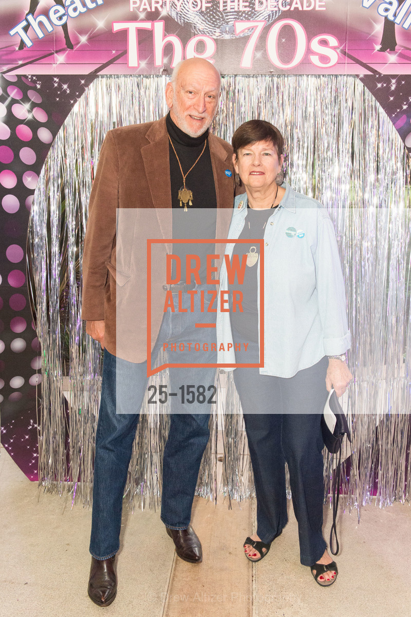 Rick Stern, Nancy Ginsburg Stern, The Party of the Decade, Palo Alto Hills Golf and Country Club. 3000 Alexis Drive, Photo #25-1582 Rick Stern, Nancy Ginsburg Stern, Photo #25-1582