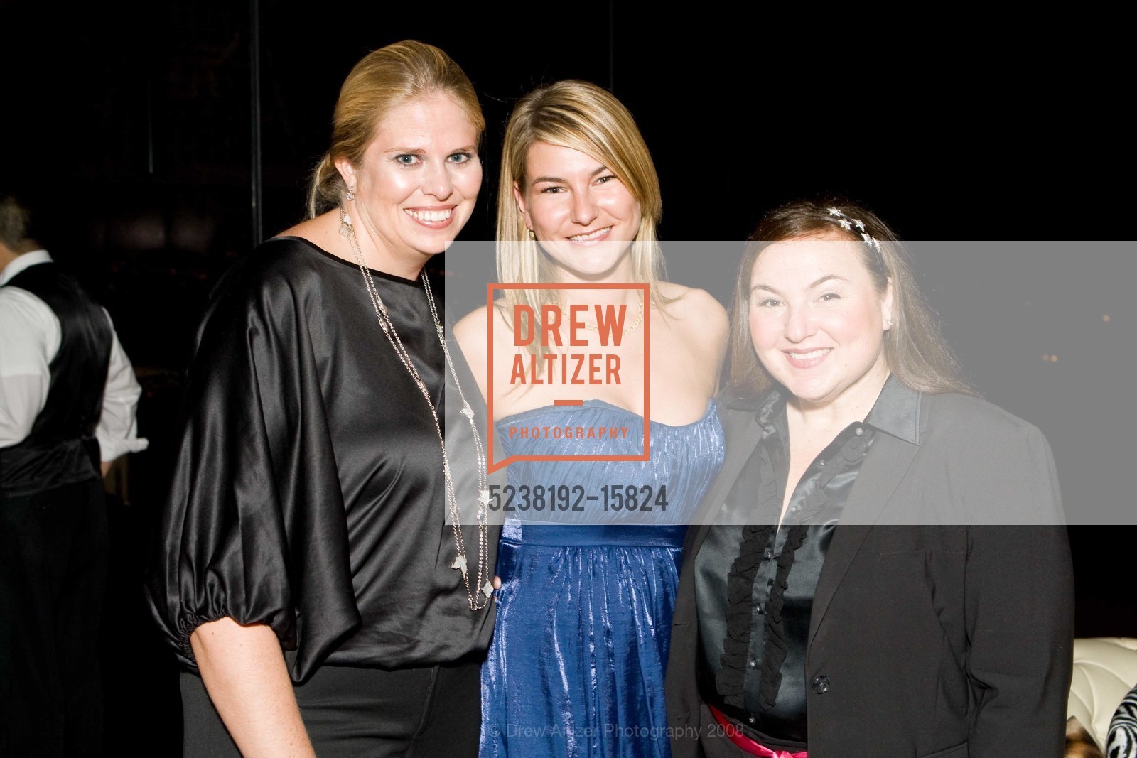Julie Yarbrough, Kate Gorrissen, Kelly Hochman, ARTPOINT Hosts Party for Yves St. Laurent Exhibit, US, November 14th, 2008, Photo #5238192-15824 Julie Yarbrough, Kate Gorrissen, Kelly Hochman, Photo #5238192-15824