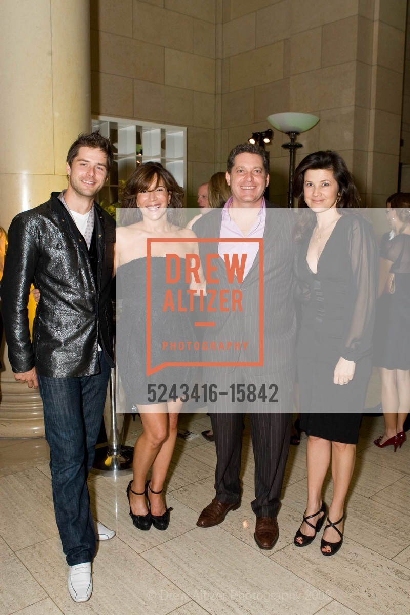 Darren Moore, Carmel Greenberg, Eric Greenberg, Daphne Zuniga, Global Green's 4th Annual GORGEOUS & GREEN Benefit, US, December 2nd, 2008, Photo #5243416-15842 Darren Moore, Carmel Greenberg, Eric Greenberg, Daphne Zuniga, Photo #5243416-15842