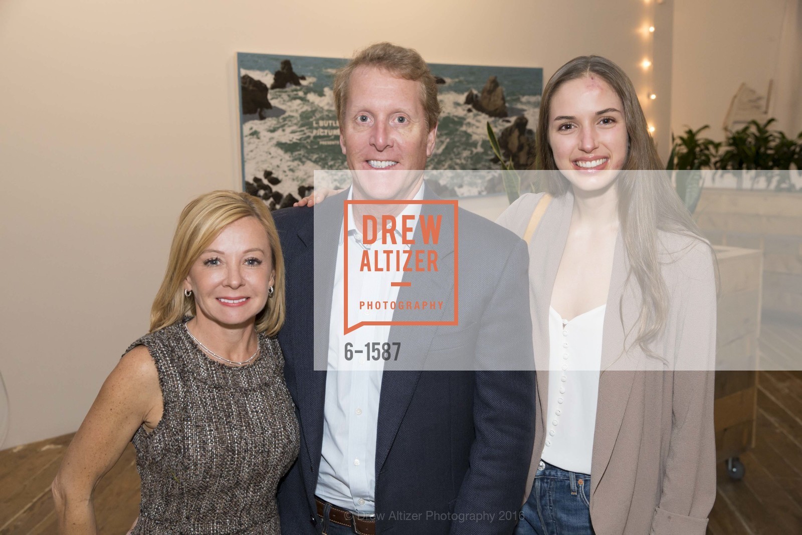 Meredith Eggers, Barry Eggers, Alana Anderson, Lightspeed Leading Lights, The Archery. 470 Alabama St, November 15th, 2016, Photo #6-1587 Meredith Eggers, Barry Eggers, Alana Anderson, Photo #6-1587