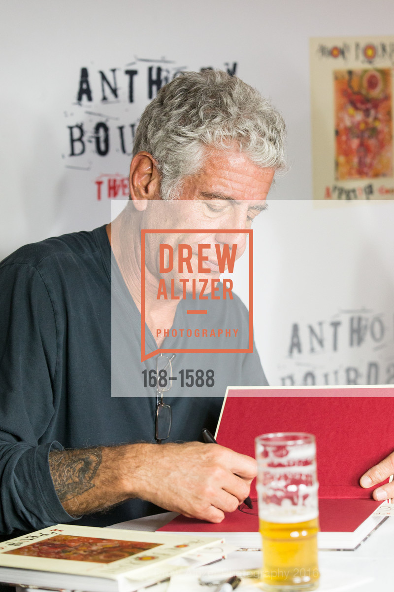 Anthony Bourdain, Tonga Room Hosts Anthony Bourdain The Hunger Tour VIP Meet & Greet, Fairmont, Tonga Room, November 16th, 2016, Photo #168-1588 Anthony Bourdain, Photo #168-1588
