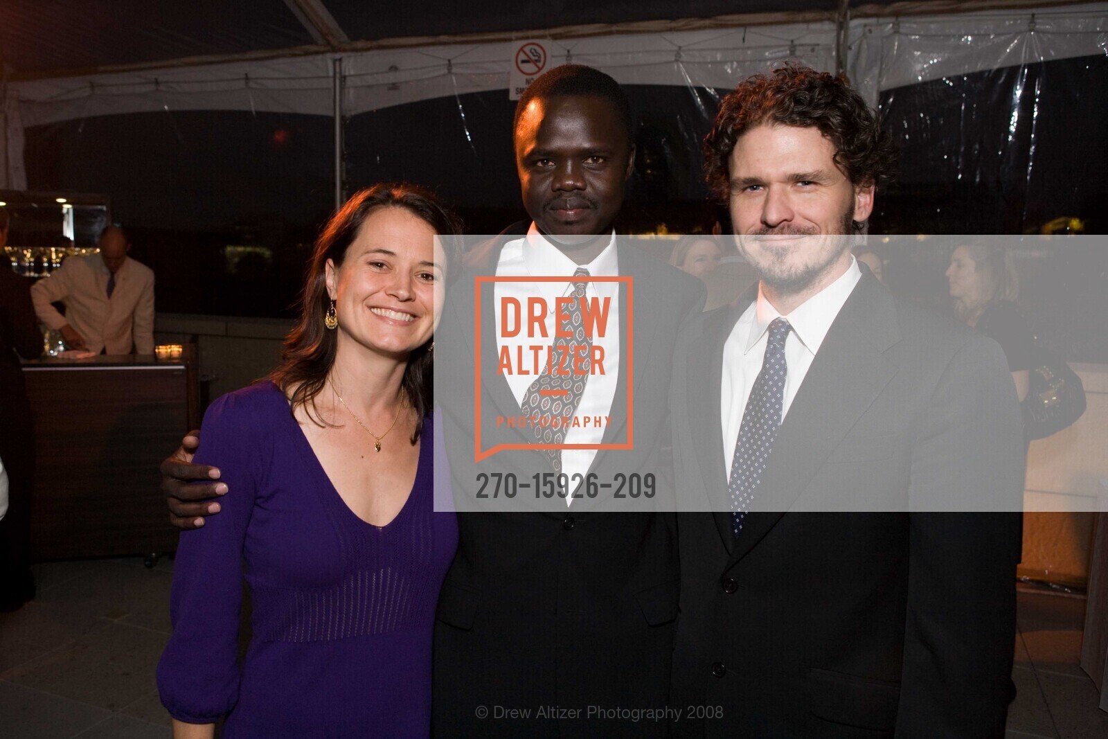 Catherine Wiesner, Valentino Achak Deng, Dave Eggers, INTERNATIONAL RESCUE COMMITTEE Hosts 6th Annual Bay Area Dinner, US, October 13th, 2008, Photo #270-15926-209 Catherine Wiesner, Valentino Achak Deng, Dave Eggers, Photo #270-15926-209