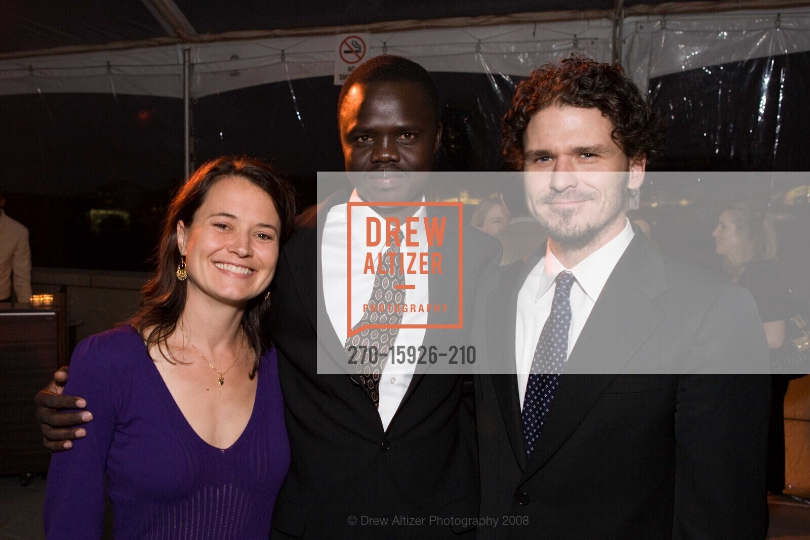 Catherine Wiesner, Valentino Achak Deng, Dave Eggers, INTERNATIONAL RESCUE COMMITTEE Hosts 6th Annual Bay Area Dinner, US, October 13th, 2008, Photo #270-15926-210 Catherine Wiesner, Valentino Achak Deng, Dave Eggers, Photo #270-15926-210