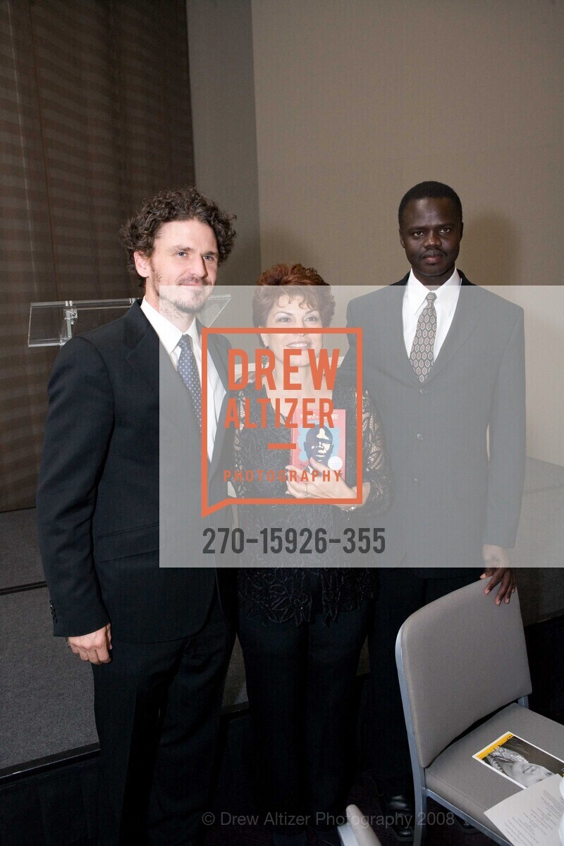 Dave Eggers, Nina Movahedi, Valentino Achak Deng, INTERNATIONAL RESCUE COMMITTEE Hosts 6th Annual Bay Area Dinner, US, October 13th, 2008, Photo #270-15926-355 Dave Eggers, Nina Movahedi, Valentino Achak Deng, Photo #270-15926-355