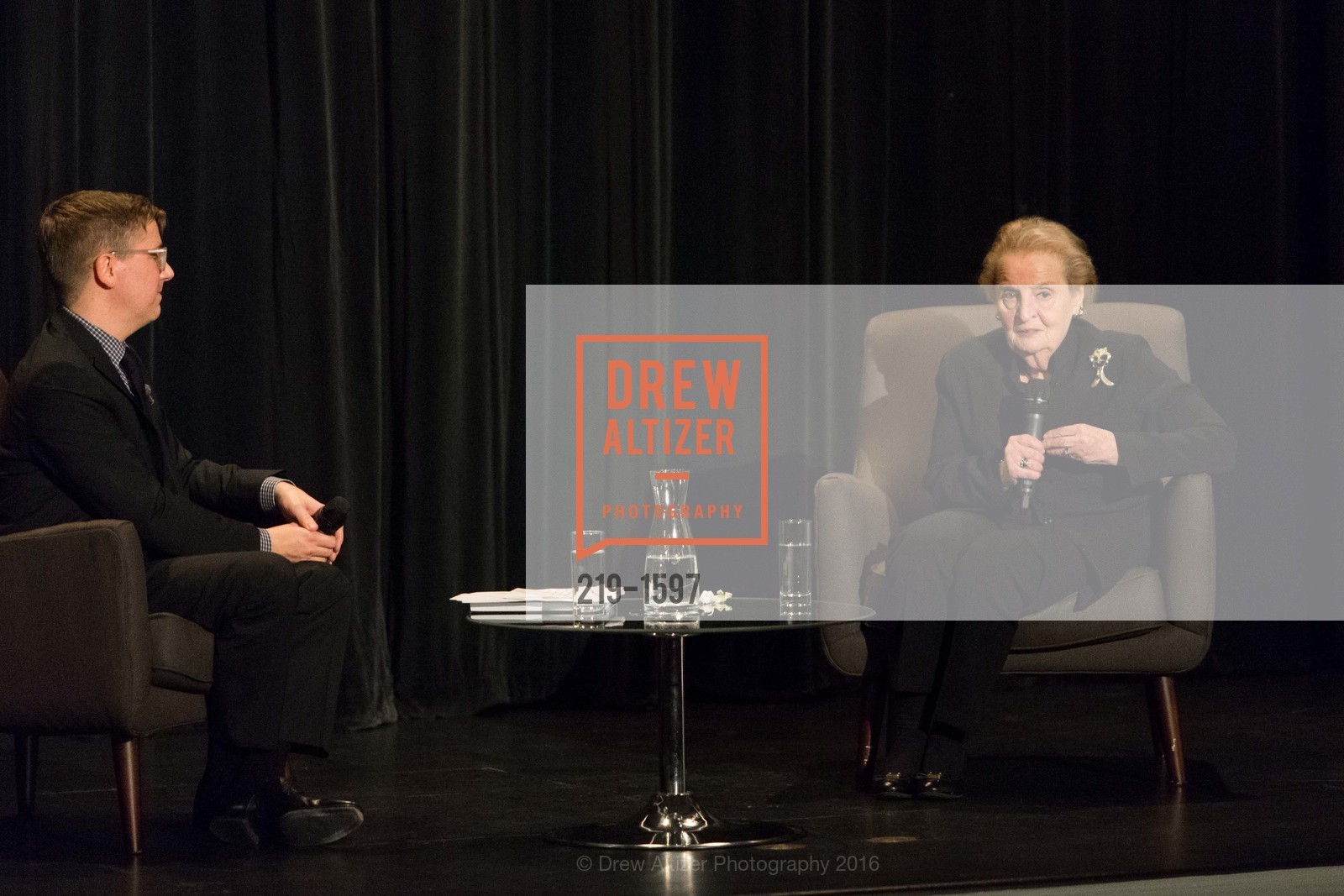 Tom DeCaigny, Madeleine Albright, A Conversation with Madeleine Albright at the Legion of Honor, Legion of Honor. 2525 Van Ness St, November 16th, 2016, Photo #219-1597 Tom DeCaigny, Madeleine Albright, Photo #219-1597