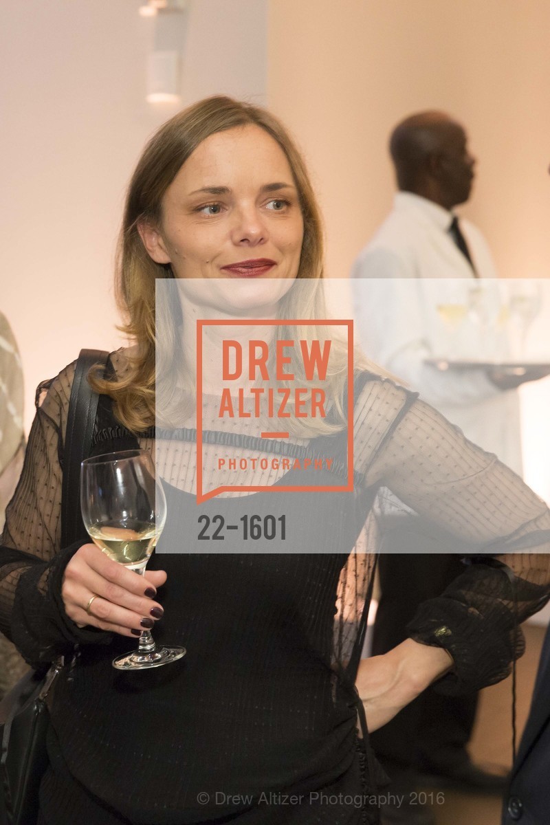 Nina Hollein, Dinner with Frank Stella at the de Young, de Young Museum. 2525 Van Ness St, November 16th, 2016, Photo #22-1601 Nina Hollein, Photo #22-1601