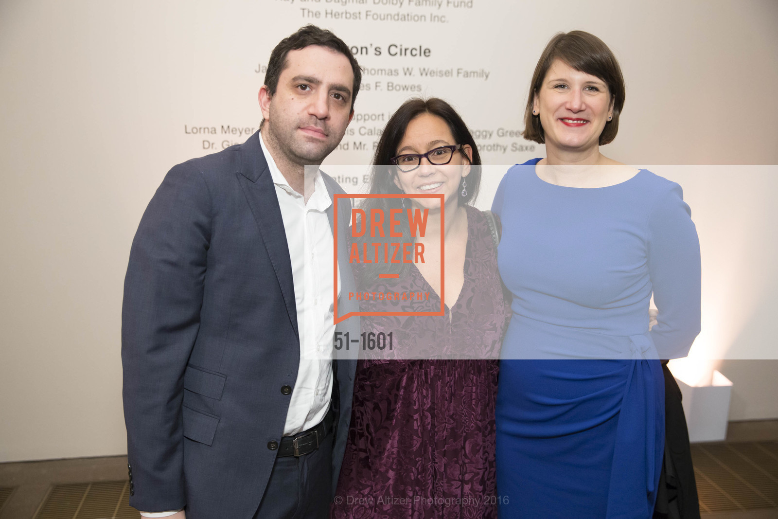 Ricky Manne, Laura Stella, Allison Scribner, Dinner with Frank Stella at the de Young, de Young Museum. 2525 Van Ness St, November 16th, 2016, Photo #51-1601 Ricky Manne, Laura Stella, Allison Scribner, Photo #51-1601