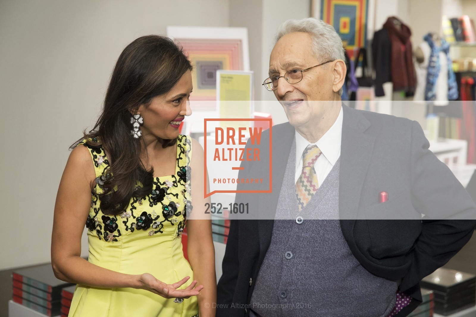 Komal Shah, Frank Stella, Dinner with Frank Stella at the de Young, de Young Museum. 2525 Van Ness St, November 16th, 2016, Photo #252-1601 Komal Shah, Frank Stella, Photo #252-1601