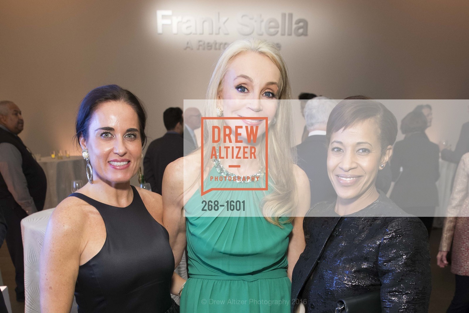 Natalia Urrutia, Gisella Parry, Gemma Bonaparte, Dinner with Frank Stella at the de Young, de Young Museum. 2525 Van Ness St, November 16th, 2016, Photo #268-1601 Natalia Urrutia, Gisella Parry, Gemma Bonaparte, Photo #268-1601