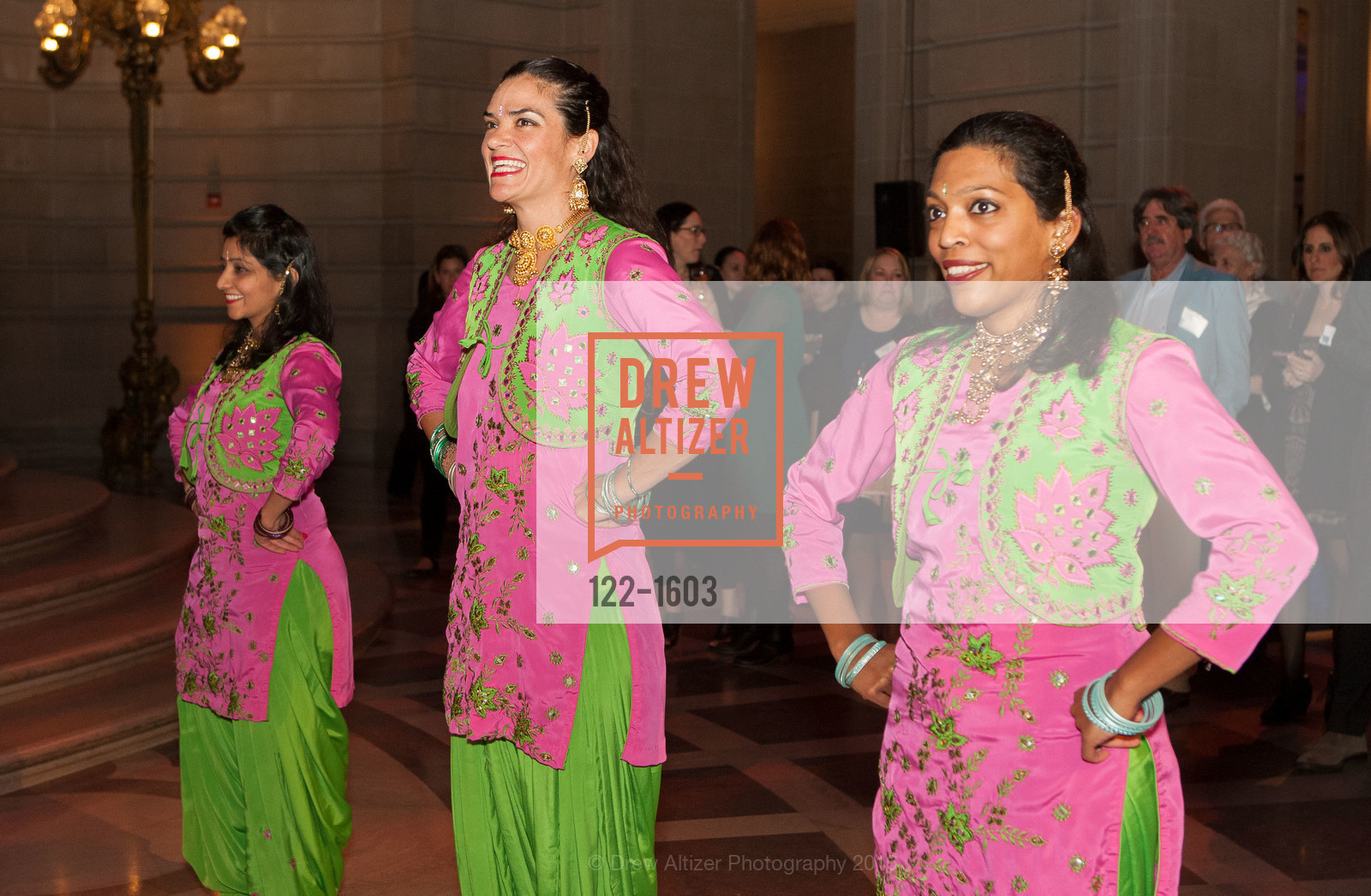 Performance, Human Rights Watch Voices for Justice San Francisco, City Hall. 2525 Van Ness St, November 17th, 2016, Photo #122-1603 Performance, Photo #122-1603