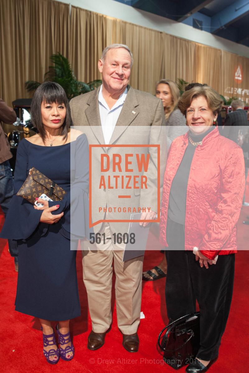 Rebecca Delgado, John Rottman, Tina Hogan, Photo #561-1608