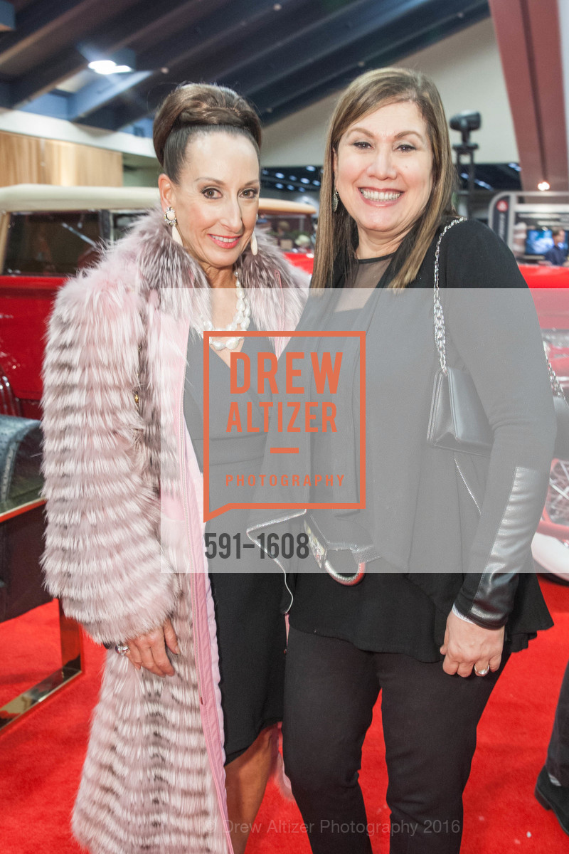Toni Wolfson, Shelly Furman, Academy of Art University SF Auto Show Reception, Moscone Center, South Hall. 747 Howard St, November 18th, 2016, Photo #591-1608 Toni Wolfson, Shelly Furman, Photo #591-1608