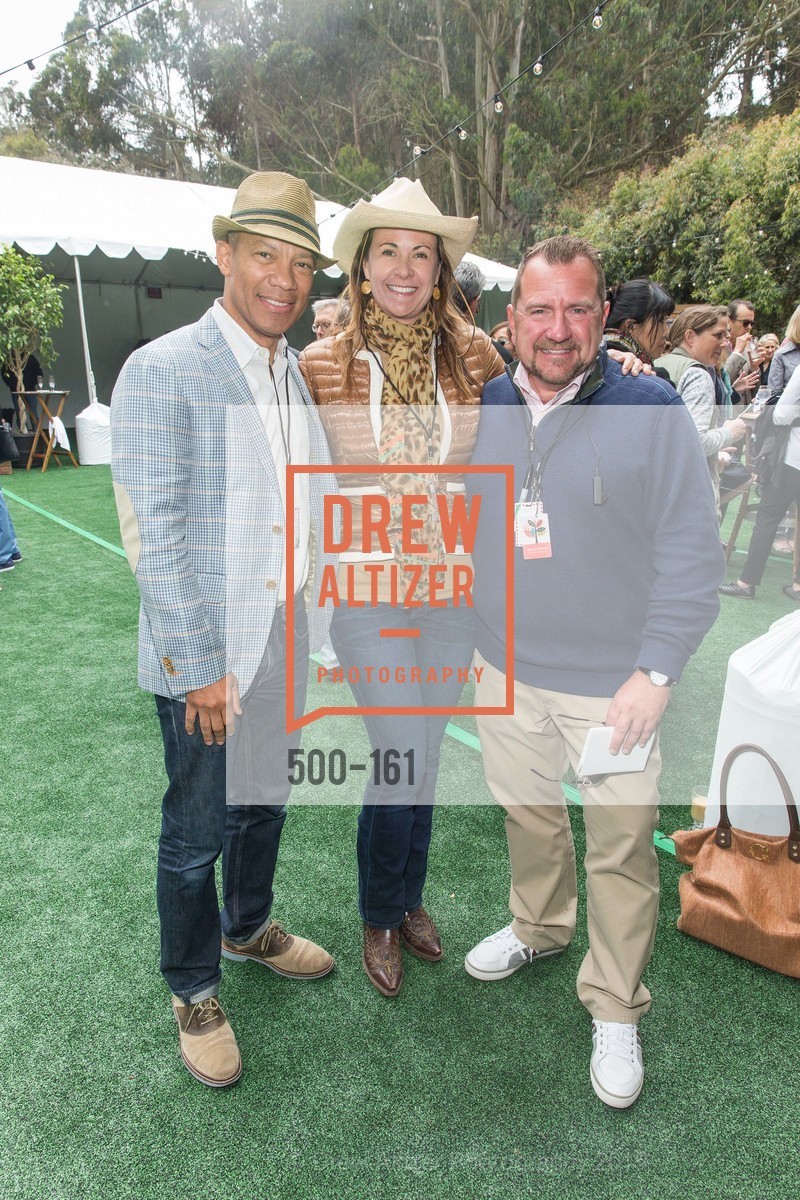 Ken McNeely, Tanya Peterson, Steven Haines, Gucci & Vogue Dinner, Stern Grove. 2750 19th Avenue, June 14th, 2015, Photo #500-161 Ken McNeely, Tanya Peterson, Steven Haines, Photo #500-161
