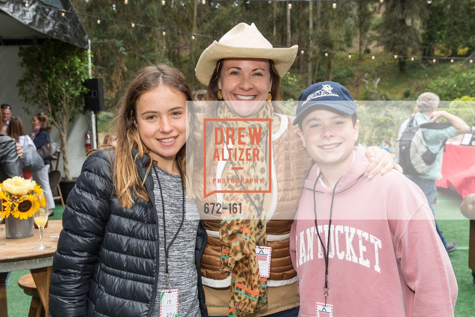 Avery Peterson, Tanya Peterson, Richie Peterson, Rich Peterson, Gucci & Vogue Dinner, Stern Grove. 2750 19th Avenue, June 14th, 2015, Photo #672-161 Avery Peterson, Tanya Peterson, Richie Peterson, Rich Peterson, Photo #672-161