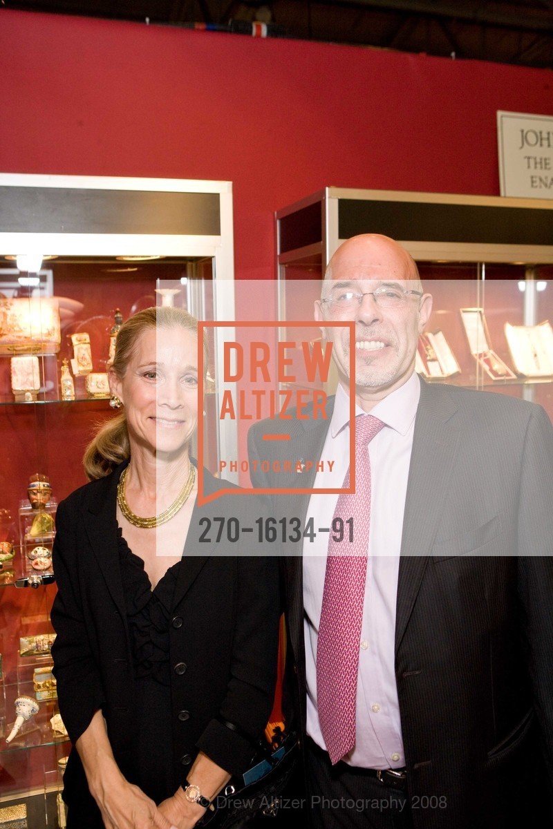 Debbie Novak, John Jaffa, Fall Antiques Show, US, October 23rd, 2008, Photo #270-16134-91 Debbie Novak, John Jaffa, Photo #270-16134-91
