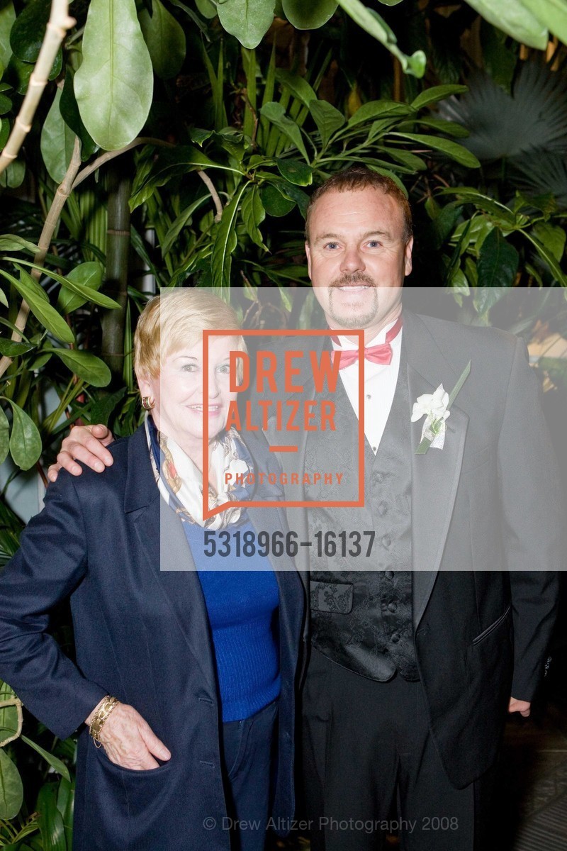 Eve Maher, Brent Dennis, The Golden Gate Express Premiere Gala at the SF Conservatory of Flowers, US, November 19th, 2008, Photo #5318966-16137 Eve Maher, Brent Dennis, Photo #5318966-16137