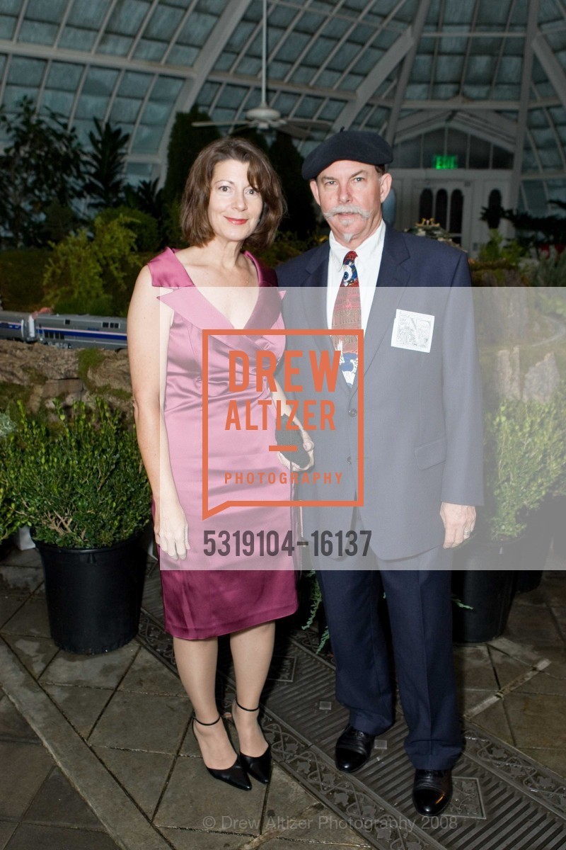 Elizabeth Boults, Chip Sullivan, The Golden Gate Express Premiere Gala at the SF Conservatory of Flowers, US, November 19th, 2008, Photo #5319104-16137 Elizabeth Boults, Chip Sullivan, Photo #5319104-16137