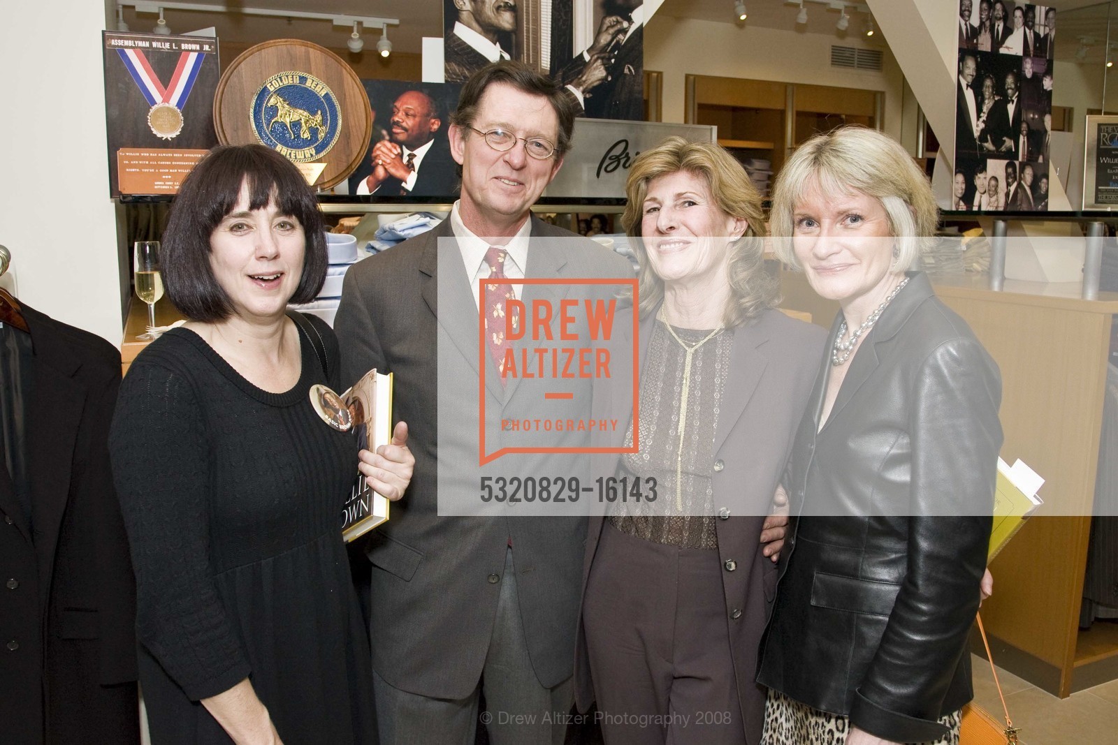 Dottie Hardinger, Tim Fern, Joan Daufield, Ellen Shuck, Willie Brown Wilkes Bashford Event, US, February 5th, 2008, Photo #5320829-16143 Dottie Hardinger, Tim Fern, Joan Daufield, Ellen Shuck, Photo #5320829-16143