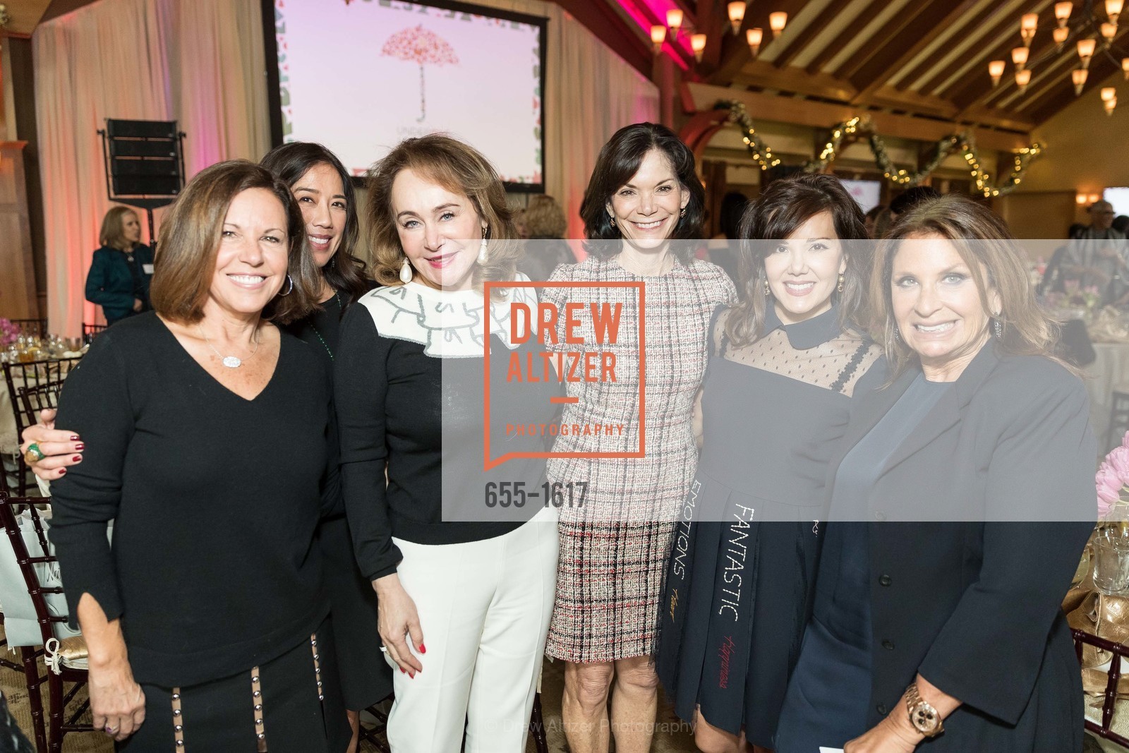 Charlene Cogan, Judy Zafran, Bella Schneider, Lisa Morring, Michele Kirsch, Susie Fox, Under One Umbrella, Sharon Heights Golf & Country Club. 2900 Sand Hill Rd Menlo Park, California 94025, Photo #655-1617 Charlene Cogan, Judy Zafran, Bella Schneider, Lisa Morring, Michele Kirsch, Susie Fox, Photo #655-1617