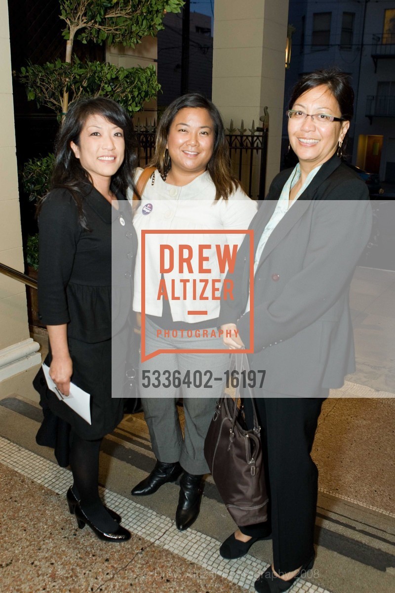 Sandy Fong, Olivia Malabuyo, Stacie Ma'a, BEACH BLANKET BABYLON Hosts NARAL Pro Choice, US, October 4th, 2008, Photo #5336402-16197 Sandy Fong, Olivia Malabuyo, Stacie Ma'a, Photo #5336402-16197