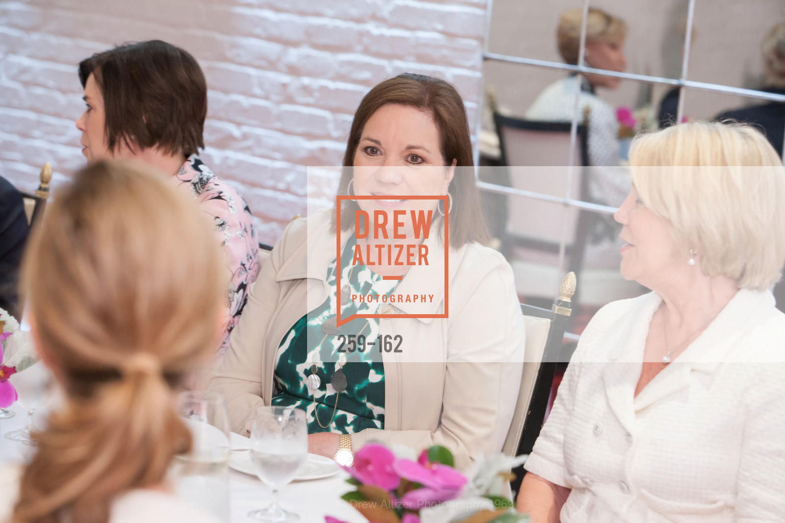 Kim Swig, National Museum of Women in the Arts Luncheon Hosted by Lorna Meyer Calas, Villa Taverna. 27 Hotaling Place, June 14th, 2015,Drew Altizer, Drew Altizer Photography, full-service agency, private events, San Francisco photographer, photographer california