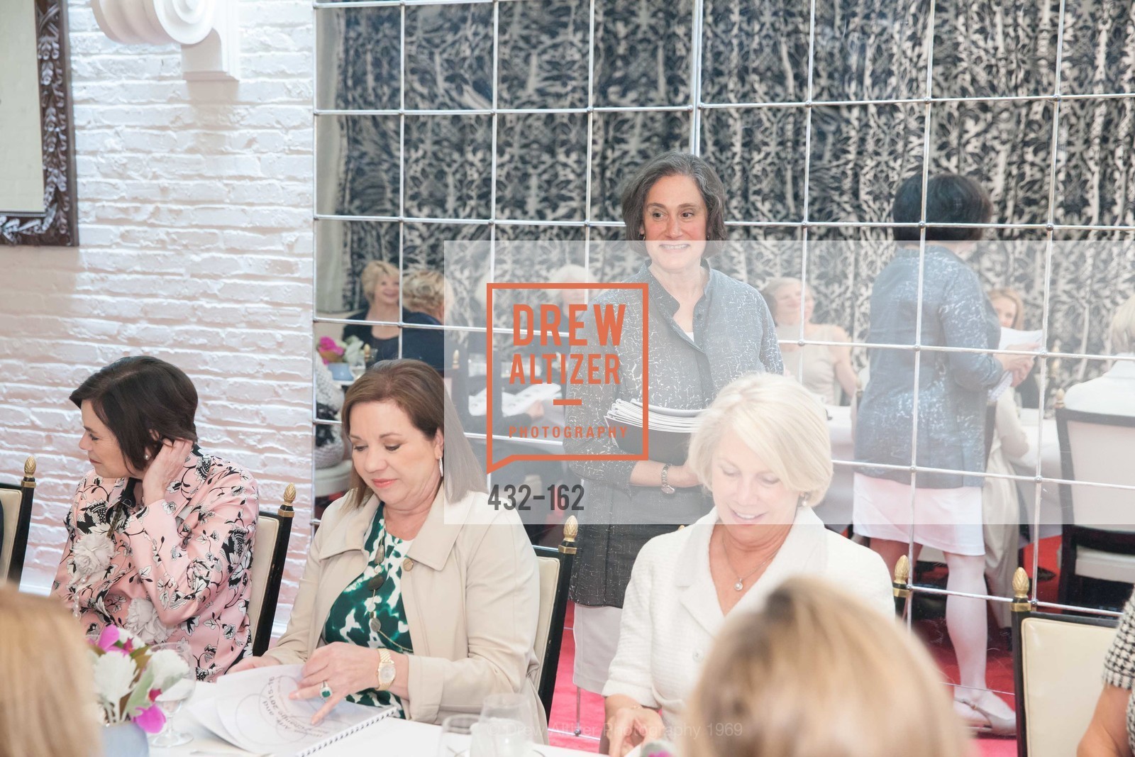 Susan Sterling, National Museum of Women in the Arts Luncheon Hosted by Lorna Meyer Calas, Villa Taverna. 27 Hotaling Place, June 14th, 2015,Drew Altizer, Drew Altizer Photography, full-service agency, private events, San Francisco photographer, photographer california