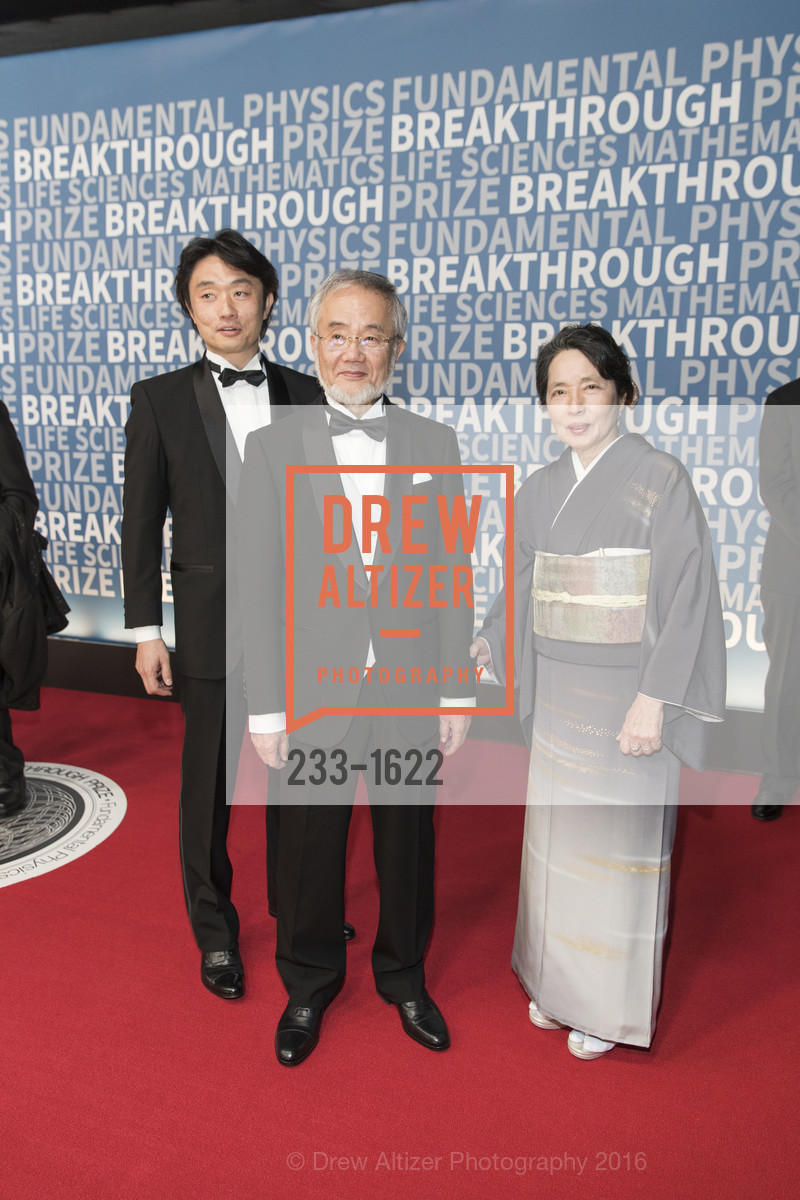 Dr. Yoshinori Ohsumi, Mariko Ohsumi, 5th Annual Breakthrough Prize Red Carpet Arrivals, NASA Ames Research Center. Moffett Federal Airfield, Hangar One, December 4th, 2016, Photo #233-1622 Dr. Yoshinori Ohsumi, Mariko Ohsumi, Photo #233-1622
