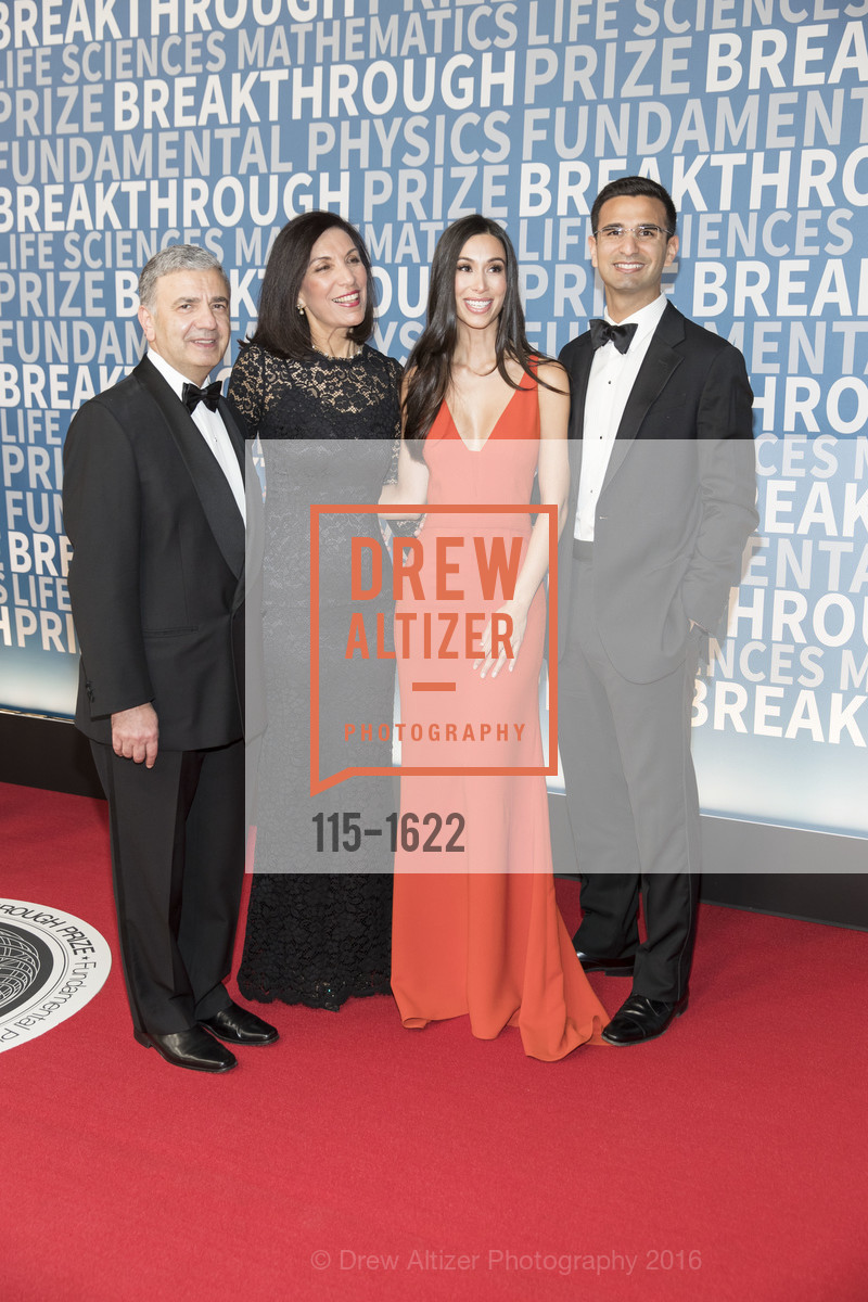 William Zoghbi, Huda Yahya Zoghbi, Zena Zoghbi, Anthony Zoghbi, Photo #115-1622