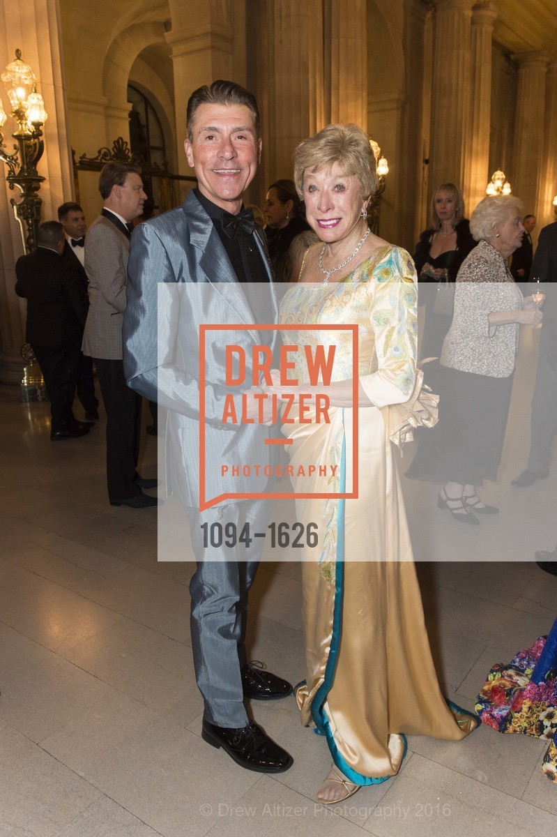 Robert Beadle, Maria Pitcairn, SF Opera's An Evening on the Stage honoring Franklin P. ("Pitch") Johnson, Jr., War Memorial Opera House. 301 Van Ness Avenue, San Francisco, CA 94102, December 5th, 2016, Photo #1094-1626 Robert Beadle, Maria Pitcairn, Photo #1094-1626