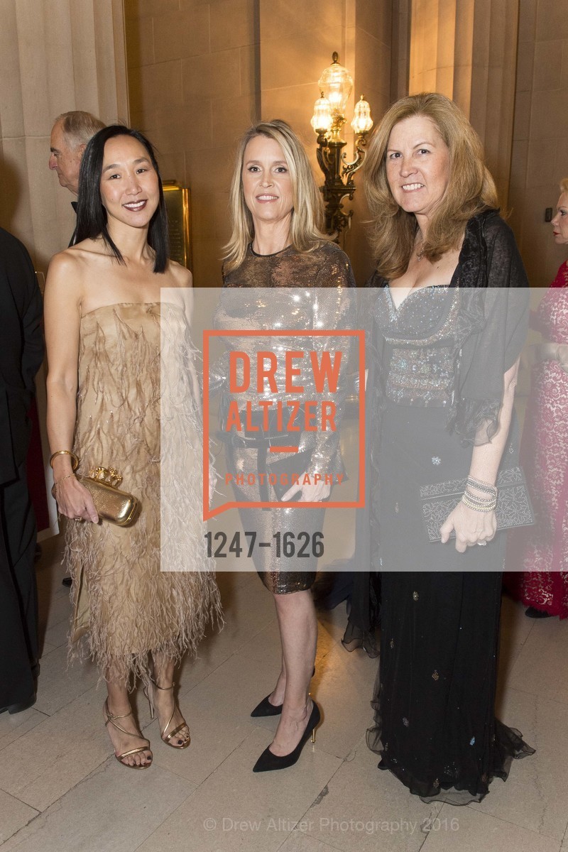 Carolyn Chang, Kim Dempster, Jackie Erdman, SF Opera's An Evening on the Stage honoring Franklin P. ("Pitch") Johnson, Jr., War Memorial Opera House. 301 Van Ness Avenue, San Francisco, CA 94102, December 5th, 2016, Photo #1247-1626 Carolyn Chang, Kim Dempster, Jackie Erdman, Photo #1247-1626