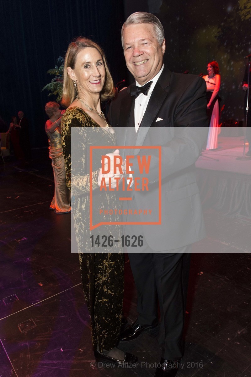 Cynthia Livermore, Richard Livermore, SF Opera's An Evening on the Stage honoring Franklin P. ("Pitch") Johnson, Jr., War Memorial Opera House. 301 Van Ness Avenue, San Francisco, CA 94102, December 5th, 2016, Photo #1426-1626 Cynthia Livermore, Richard Livermore, Photo #1426-1626