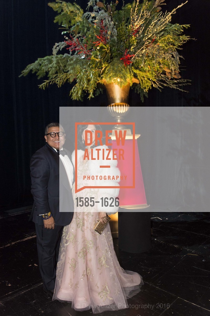 Riccardo Benavides, Carolyn Chandler, SF Opera's An Evening on the Stage honoring Franklin P. ("Pitch") Johnson, Jr., War Memorial Opera House. 301 Van Ness Avenue, San Francisco, CA 94102, December 5th, 2016, Photo #1585-1626 Riccardo Benavides, Carolyn Chandler, Photo #1585-1626