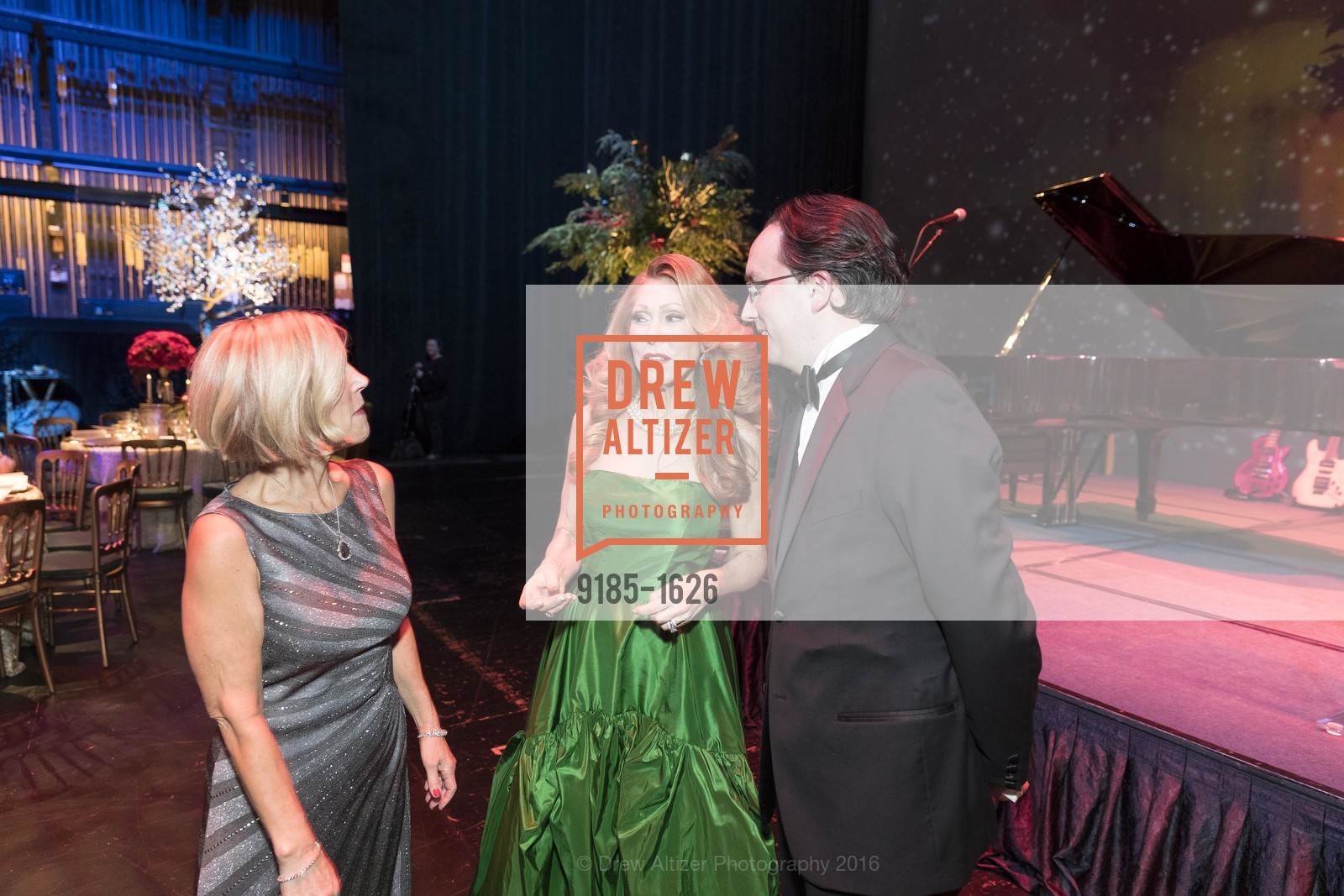 Kathy Huber, Teresa Medearis, Matthew Shilvock, SF Opera's An Evening on the Stage honoring Franklin P. ("Pitch") Johnson, Jr., War Memorial Opera House. 301 Van Ness Avenue, San Francisco, CA 94102, December 5th, 2016, Photo #9185-1626 Kathy Huber, Teresa Medearis, Matthew Shilvock, Photo #9185-1626