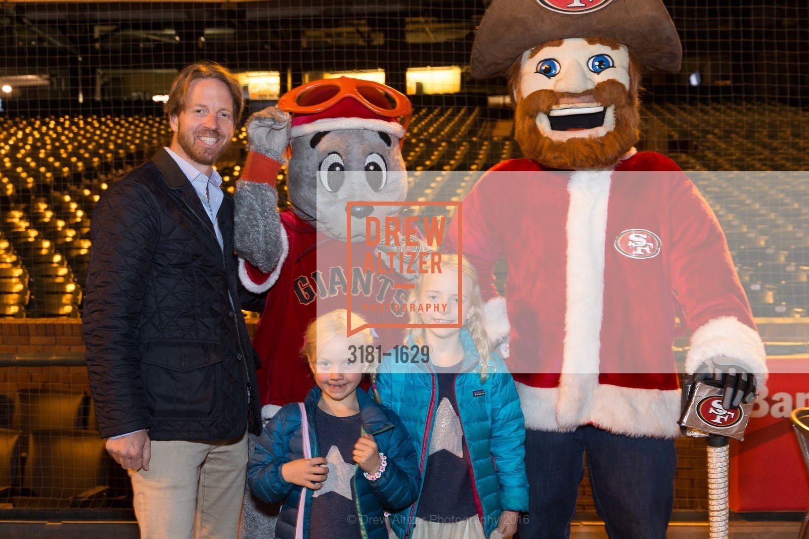 Brent Wickam, Morgan Wickam, Kendall Wickam, Wender Weis Foundation for Children’s Holiday Heroes 2016, AT&T Park. 2525 Van Ness St, December 5th, 2016, Photo #3181-1629 Brent Wickam, Morgan Wickam, Kendall Wickam, Photo #3181-1629