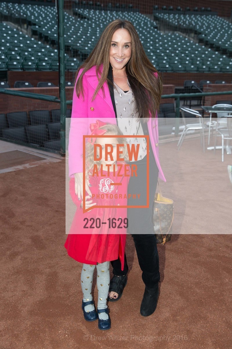 Jessica Sieck, Stella Sieck, Wender Weis Foundation for Children’s Holiday Heroes 2016, AT&T Park. 2525 Van Ness St, December 5th, 2016, Photo #220-1629 Jessica Sieck, Stella Sieck, Photo #220-1629