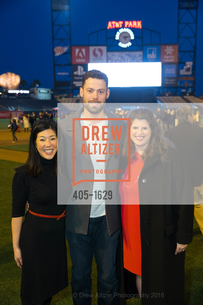 Kristen Sze, Mac Williamson, Amy Wender-Hoch, Wender Weis Foundation for Children’s Holiday Heroes 2016, AT&T Park. 2525 Van Ness St, December 5th, 2016, Photo #405-1629 Kristen Sze, Mac Williamson, Amy Wender-Hoch, Photo #405-1629