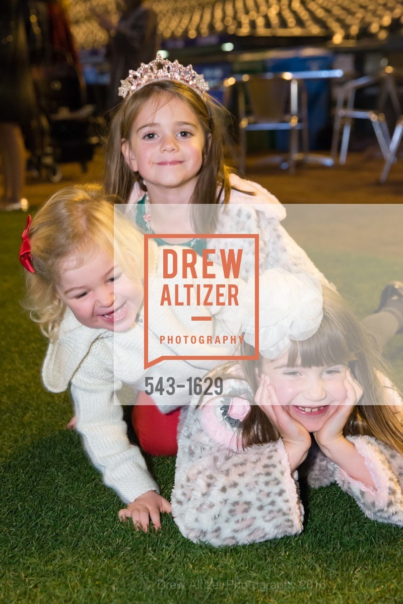 Evie Heitmann, Grace Staley, Ellie Heitmann, Wender Weis Foundation for Children’s Holiday Heroes 2016, AT&T Park. 2525 Van Ness St, December 5th, 2016, Photo #543-1629 Evie Heitmann, Grace Staley, Ellie Heitmann, Photo #543-1629