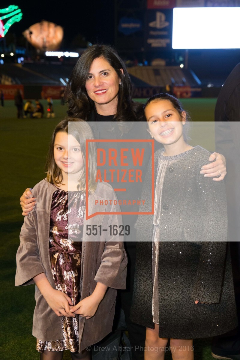 Caroline Anthony, Kris Anthony, Lauren Anthony, Wender Weis Foundation for Children’s Holiday Heroes 2016, AT&T Park. 2525 Van Ness St, December 5th, 2016, Photo #551-1629 Caroline Anthony, Kris Anthony, Lauren Anthony, Photo #551-1629