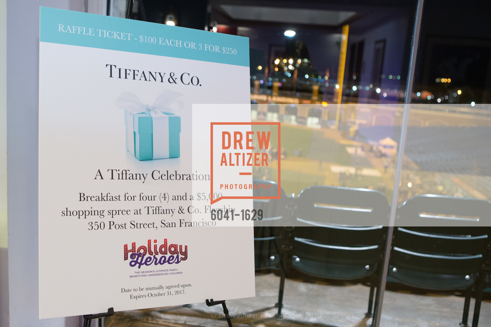 Atmosphere, Wender Weis Foundation for Children’s Holiday Heroes 2016, AT&T Park. 2525 Van Ness St, December 5th, 2016, Photo #6041-1629 Atmosphere, Photo #6041-1629