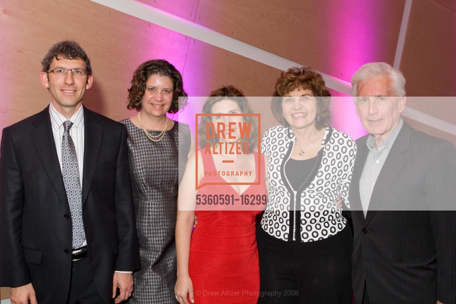 Dan Schifrin, Abby Friedman, Debra Schifrin, Ruth Schifrin, Arieh Schifrin, CJM Celebrates the Opening of its exhibition, Warhol's Jews: Ten Portraits Reconsidered, US, October 14th, 2008, Photo #5360591-16299 Dan Schifrin, Abby Friedman, Debra Schifrin, Ruth Schifrin, Arieh Schifrin, Photo #5360591-16299
