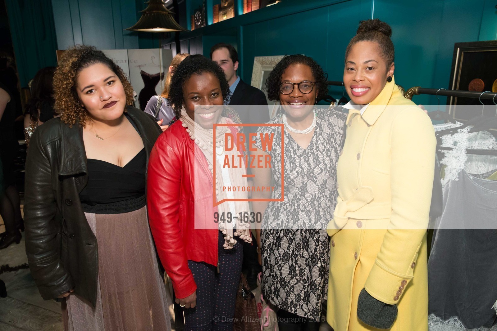 Robin Brown, Susan Brown, Isabella Brown, Major Obsessions Fashion Project Launch, The Harrison, Uncle Harry's. 401 Harrison St, December 7th, 2016, Photo #949-1630 Robin Brown, Susan Brown, Isabella Brown, Photo #949-1630