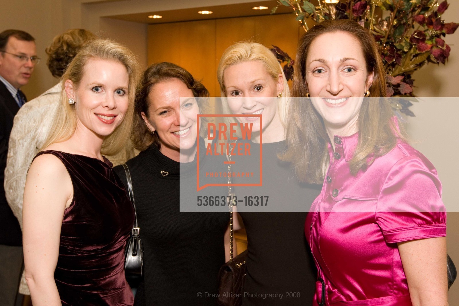 Shannon Cronin, Lee Gregory, Cheri Spolin, Ali Kolozsi, Kickoff Party for SF BALLET's 2009 Opening Night GalatKickoff, US, November 14th, 2008, Photo #5366373-16317 Shannon Cronin, Lee Gregory, Cheri Spolin, Ali Kolozsi, Photo #5366373-16317