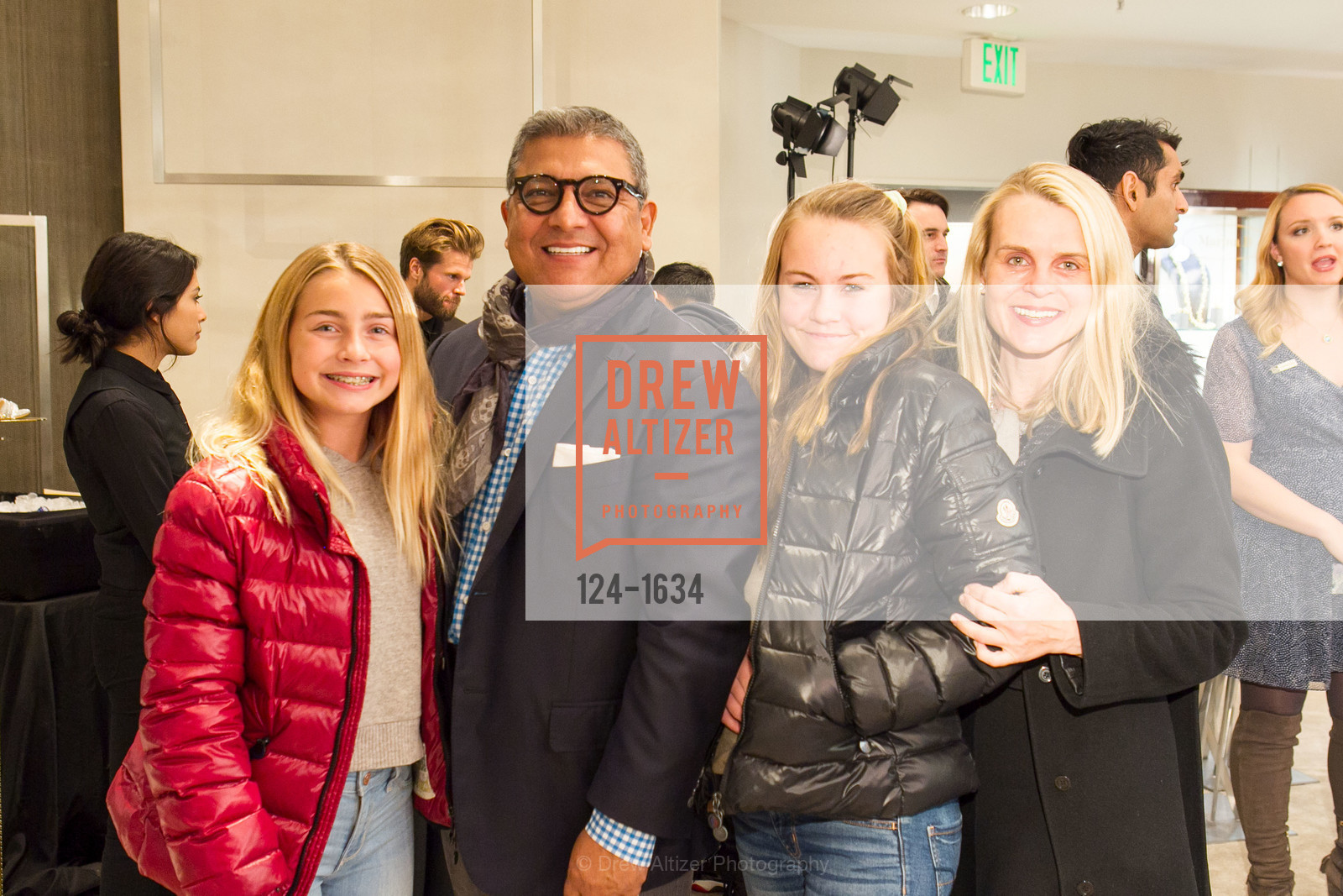 Catie Mudge, Riccardo Benavides, Maggie Mudge, Jane Mudge, Saks Fifth Avenue Private Shopping Night, Saks Fifth Avenue. 384 Post St, Photo #124-1634 Catie Mudge, Riccardo Benavides, Maggie Mudge, Jane Mudge, Photo #124-1634
