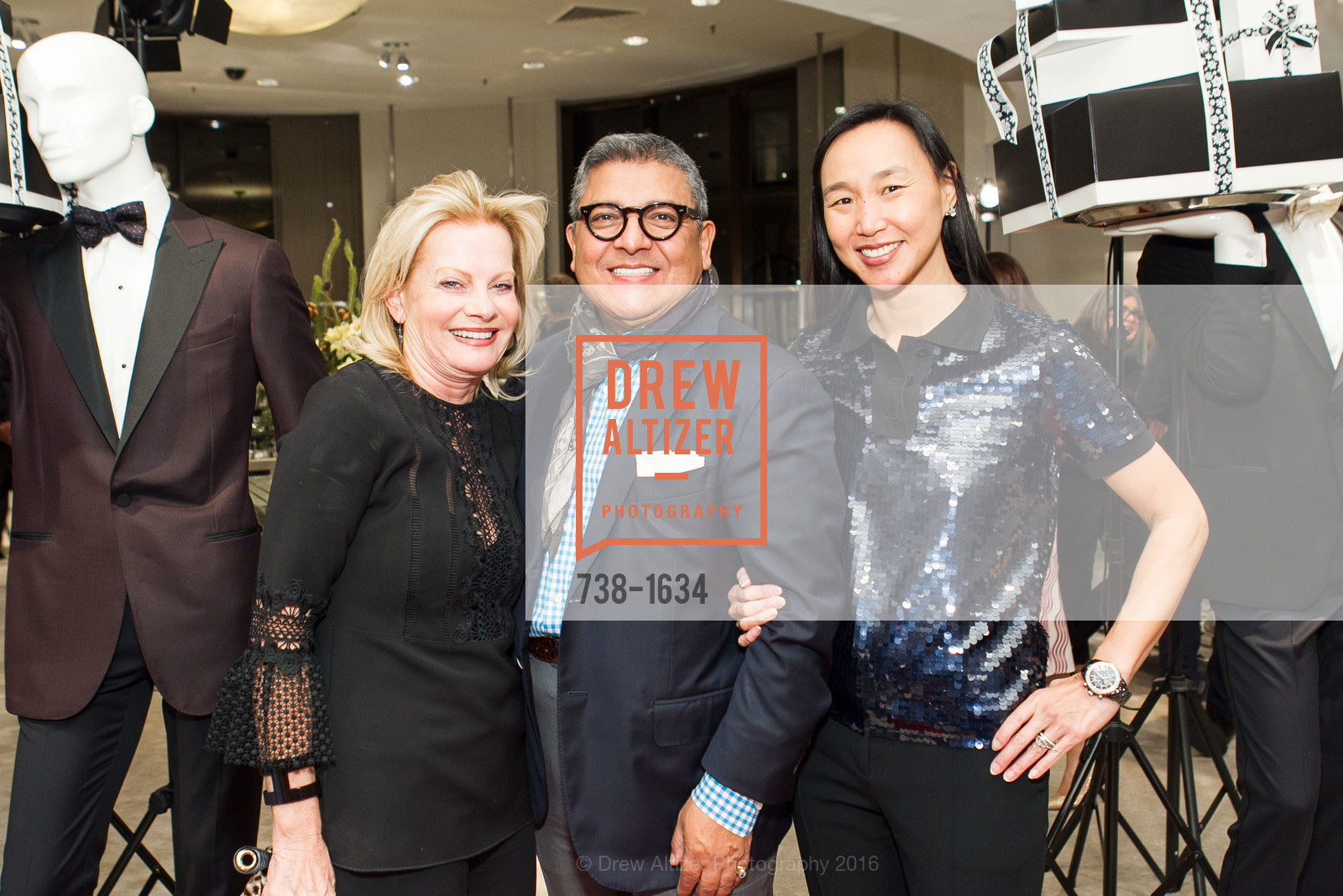Alison Carlson, Riccardo Benavides, Carolyn Chang, Saks Fifth Avenue Private Shopping Night, Saks Fifth Avenue. 384 Post St, December 7th, 2016, Photo #738-1634 Alison Carlson, Riccardo Benavides, Carolyn Chang, Photo #738-1634