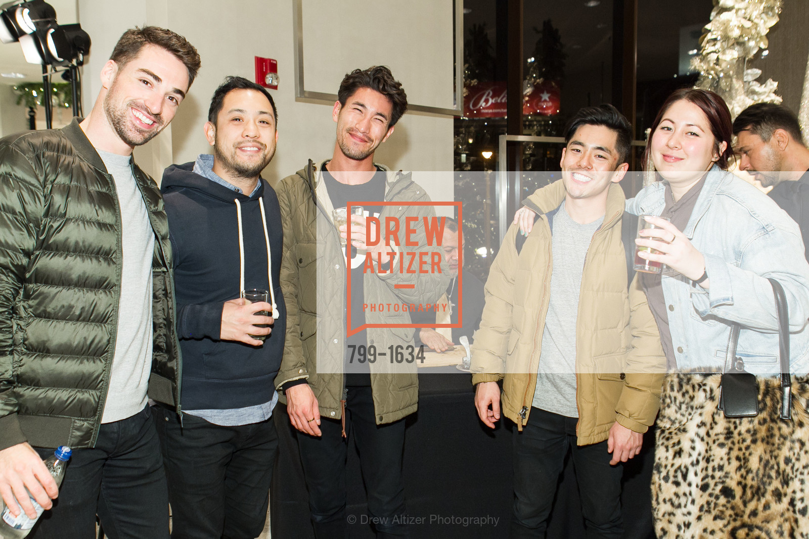 Nick Manginelli, Kevin Hui, Terapan Lilittham, Brett Itaya, Gina Holly, Saks Fifth Avenue Private Shopping Night, Saks Fifth Avenue. 384 Post St, Photo #799-1634 Nick Manginelli, Kevin Hui, Terapan Lilittham, Brett Itaya, Gina Holly, Photo #799-1634