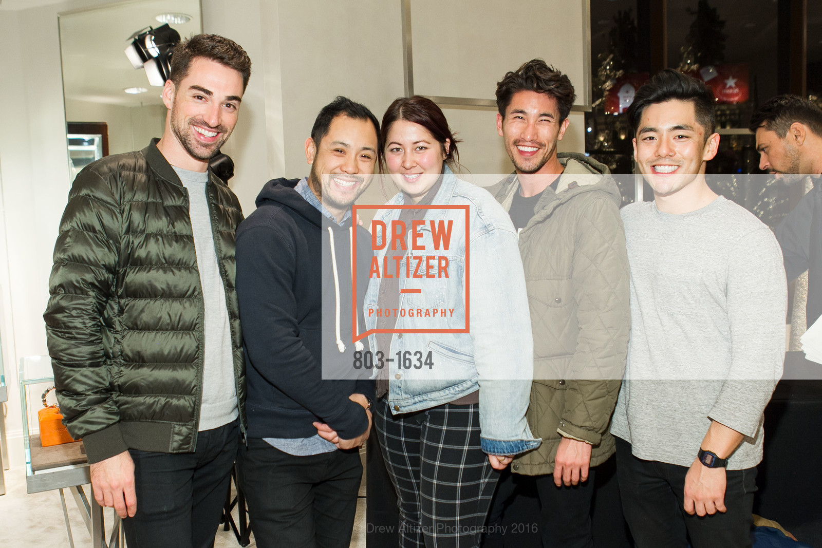 Nick Manginelli, Kevin Hui, Gina Holly, Terapan Lilittham, Brett Itaya, Saks Fifth Avenue Private Shopping Night, Saks Fifth Avenue. 384 Post St, December 7th, 2016, Photo #803-1634 Nick Manginelli, Kevin Hui, Gina Holly, Terapan Lilittham, Brett Itaya, Photo #803-1634