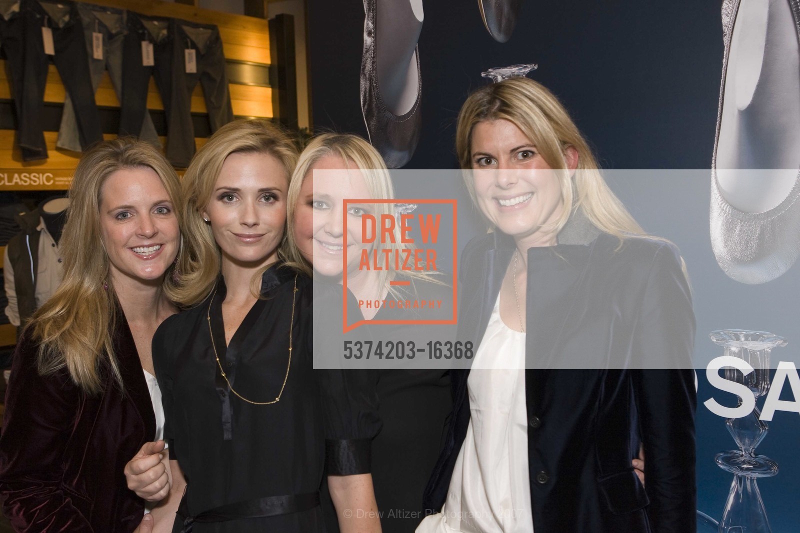 Hilary Newsom Callan, Jennifer Siebel Newsom, Lori Puccinelli Stern, Leslie Smith, Photo #5374203-16368