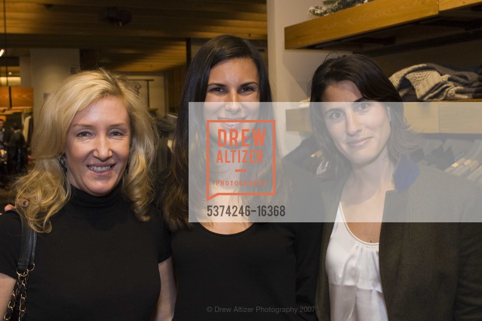 Leslie Gay, Shawna Hausman, Kirsten Ludwig, Photo #5374246-16368